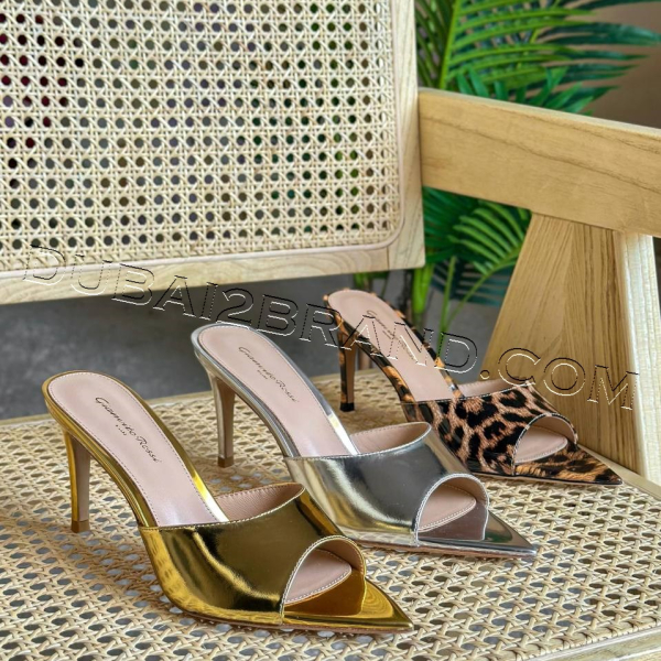 photo_6_2025-10-12_18-53-06